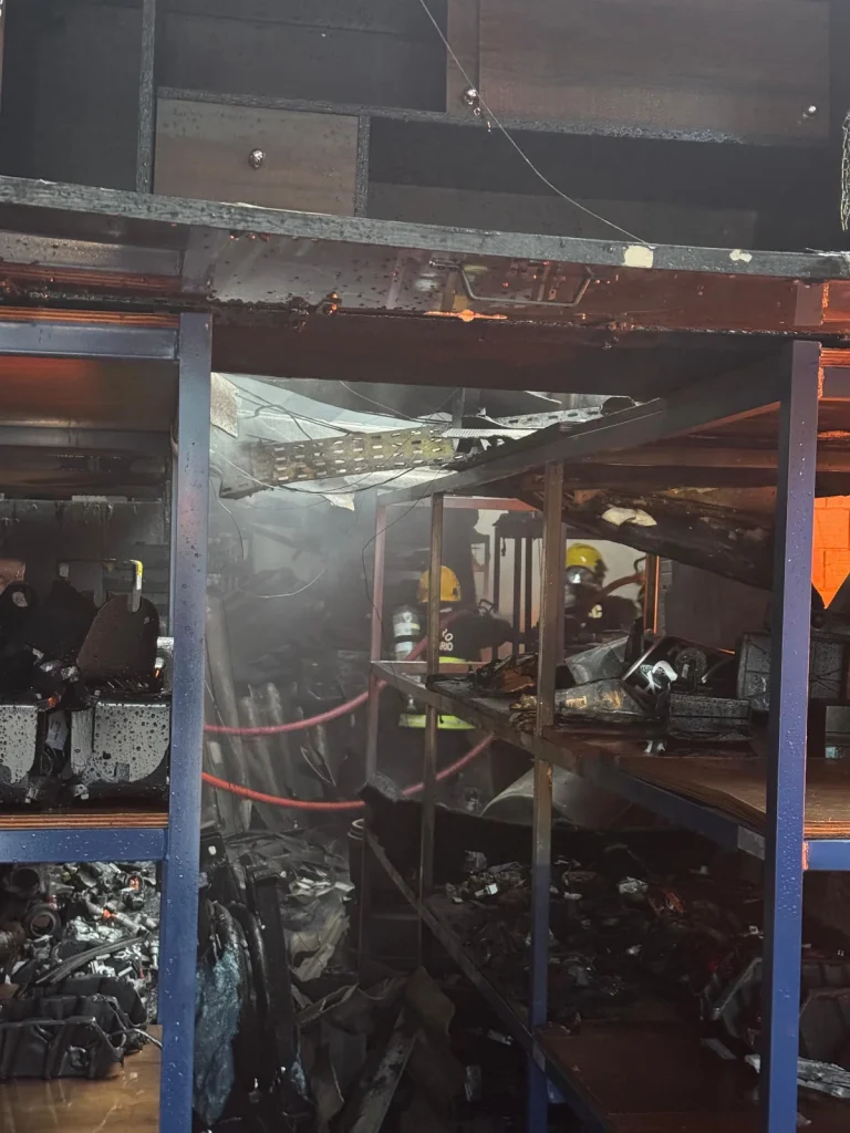 Incêndio Em Empresa De Rio Do Sul Atingiu área De Aproximadamente 300 M² (1)
