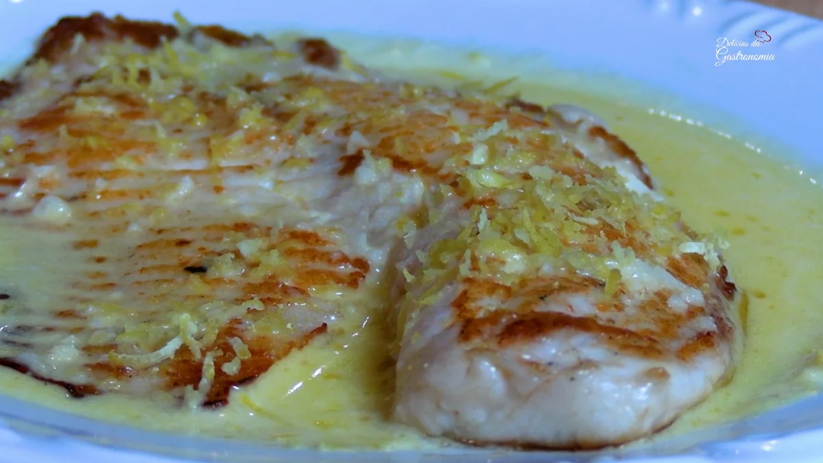 A Sandra, do restaurante Concórdia, vai ensinar a preparar uma receita de tilápia ao molho de limão siciliano