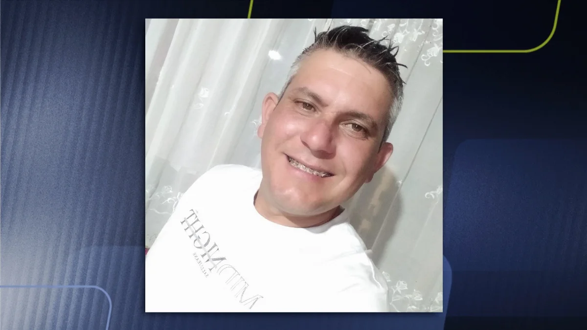 Sequência 01.00 02 41 01.quadro020
