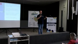 Sequência 01.00 03 26 15.quadro006