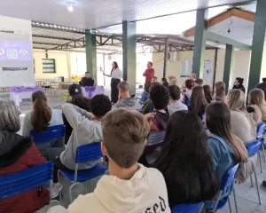 Projeto ‘Maria e o Crush Perfeito’ alcança cerca de mil alunos em quatro municípios do Alto Vale