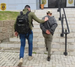 Polícia Civil prende em flagrante suspeito de furtar relojoaria em Ituporanga