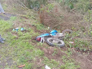 Bombeiros Voluntários atendem queda de moto na SC 340 neste sábado