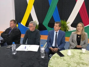 Reunião da AMAVI discute Objetivos de  Desenvolvimento Sustentável  e Estrada Boa Rural