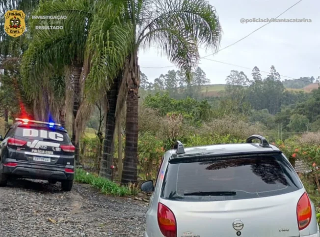 Polícia Civil de Ituporanga recupera veículo roubado após investigação da DIC
