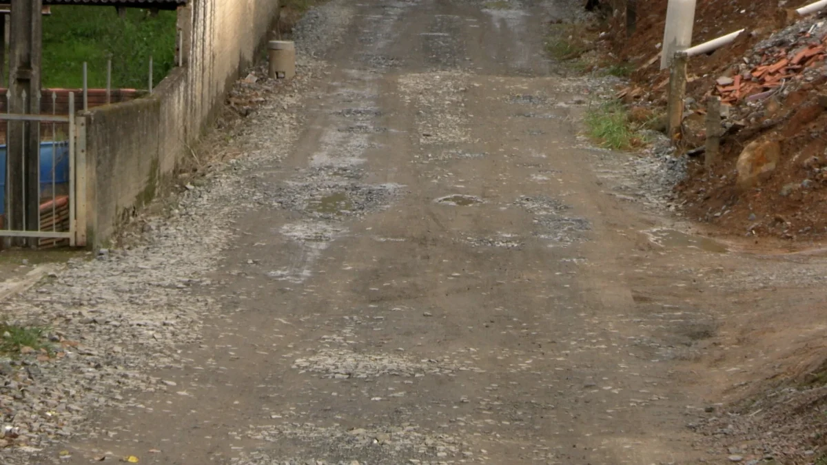 Moradores pedem atenção para beco no bairro Bremer, em Rio do Sul