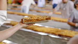 Vila Itoupava serve cuca de 201 metros no aniversário de Blumenau