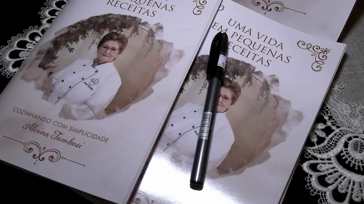 Taioense lança livro com dezenas de receitas doces e salgadas