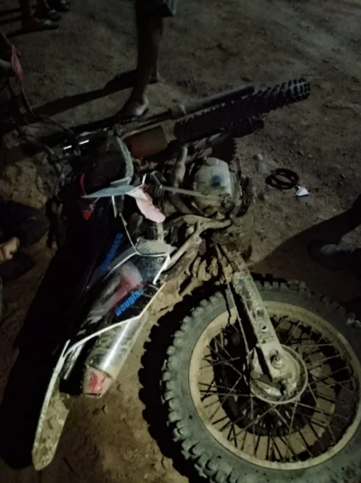 Homem de 35 anos fica ferido em colisão frontal entre duas motos, em José Boiteux