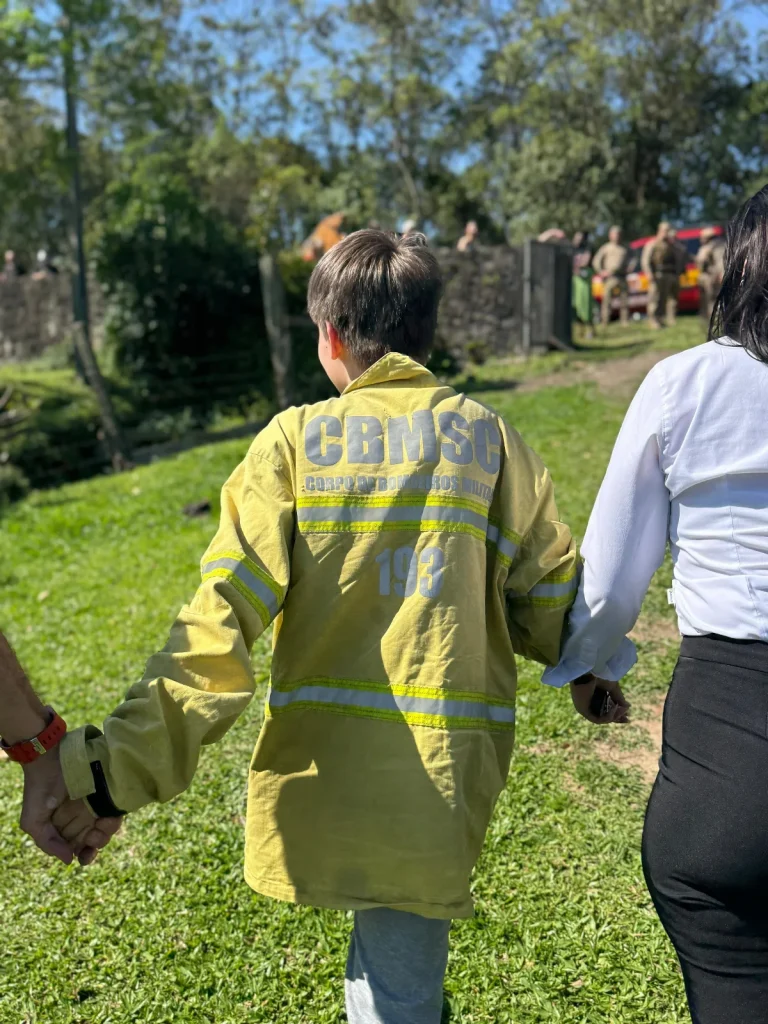 Criança Com Autismo é Encontrada Com Ajuda De Drone Dos Bombeiros Em Criciúma (3)