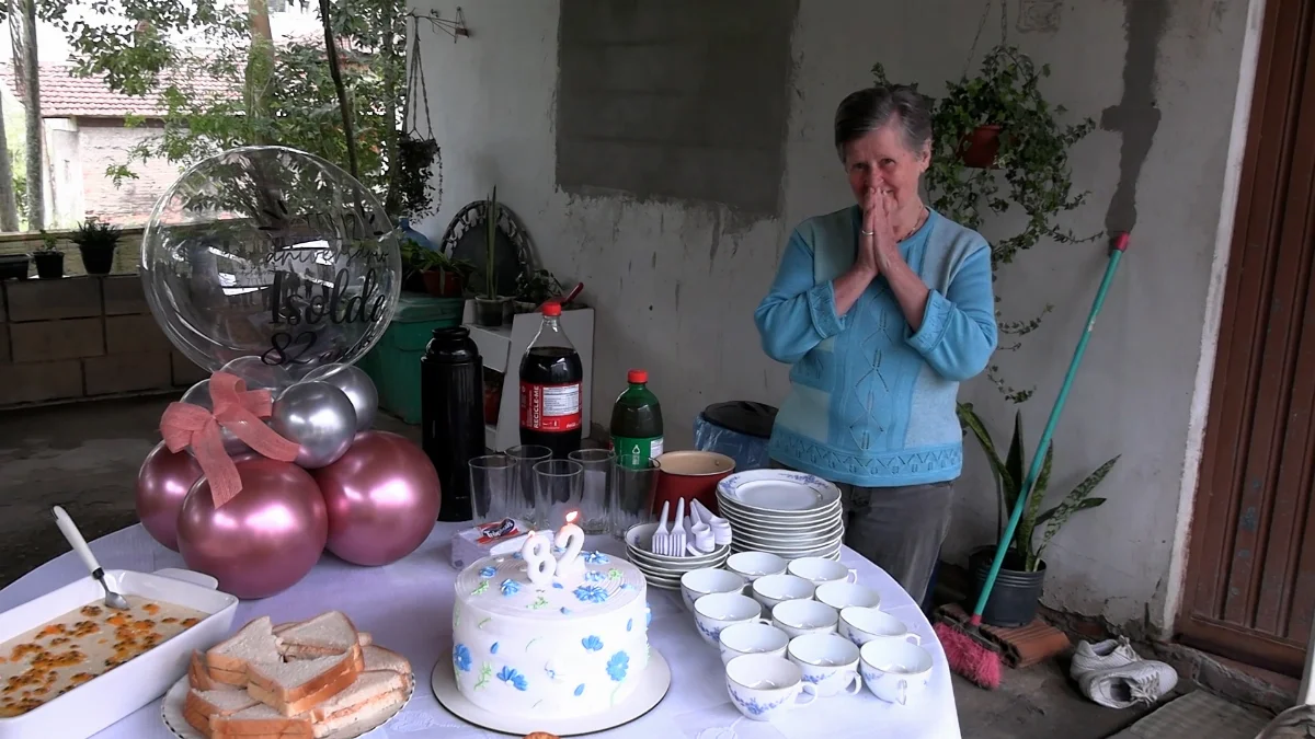 Isolde Oestreich, ex-professora da Fundação Cultural, celebra 82 anos