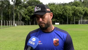 Santa enfrenta a Chape domingo no oeste do estado