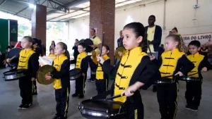 Em Ibirama, estudantes prestam homenagem em solenidade