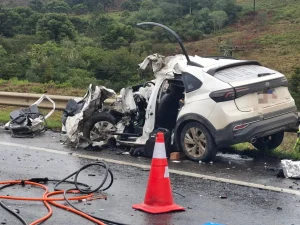 Motorista morre em grave acidente na BR-116