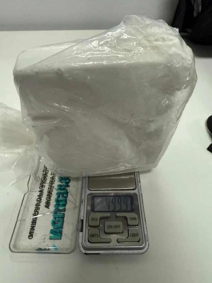 Jovem é preso com meio quilo de cocaína dentro de ônibus, em Rio do Sul