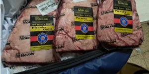 Homem é preso após furtar carne em supermercado de Timbó