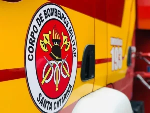 Motociclista fica ferido após colisão com carro em Ituporanga