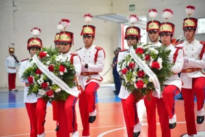 Corpo de Bombeiros Militar de Santa Catarina presta homenagem aos bombeiros tombados em serviço