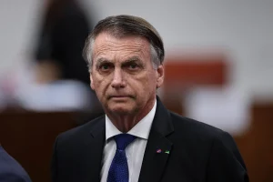 STF forma maioria para condenar ex-presidente Jair Bolsonaro e outros sete réus