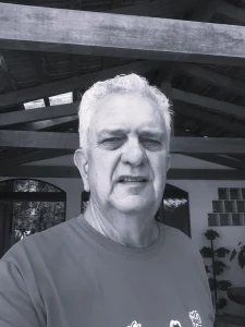 104290424 102840854808298 9158537812453222459 N