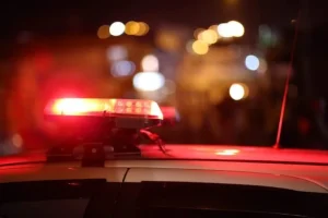 Homem é preso após disparos de arma de fogo em residência no centro de Rio do Oeste