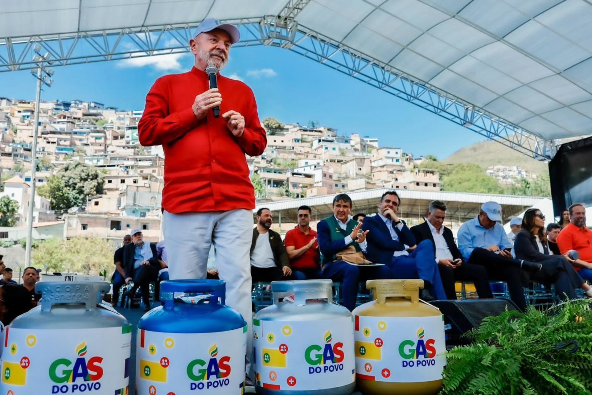 Confira como vai funcionar o programa Gás do Povo, do Governo Federal