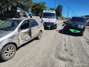 Motorista fica ferida em colisão no interior de Santa Terezinha