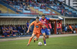 Santa Catarina Clube é derrotado no duelo de ida das quartas de final da Copa SC