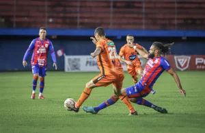 Santa Catarina Clube é derrotado no duelo de ida das quartas de final da Copa SC