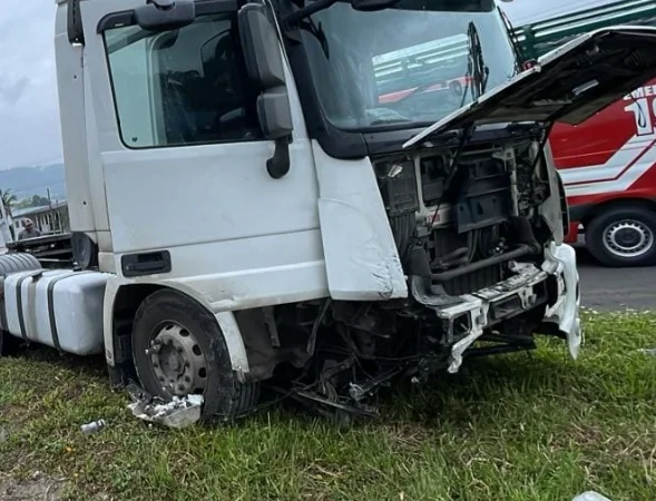 Homem fica gravemente ferido em acidente na BR-470, em Rio do Sul