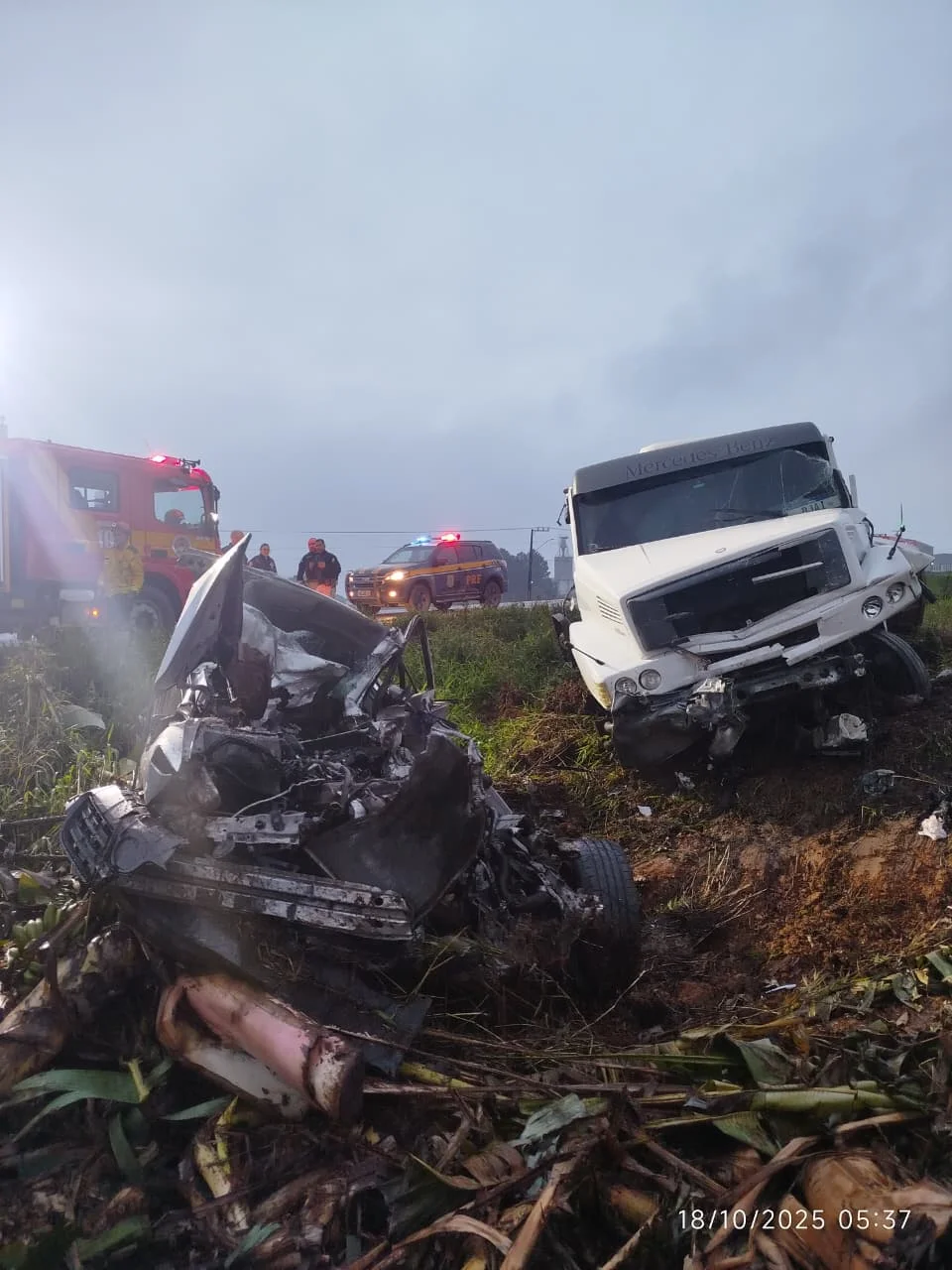 Homem De 36 Anos Morre Em Acidente Entre Carro E Caminhão, Em Pouso Redondo (1)