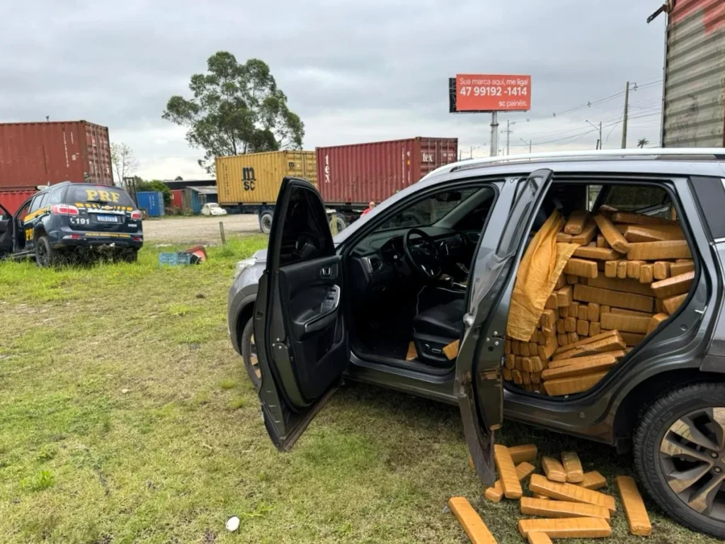 Prf Intercepta Em Itajaí Mais De Uma Tonelada De Maconha Que Iria Para Florianópolis (2)