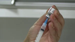 Sequência 01.00 04 05 28.quadro034