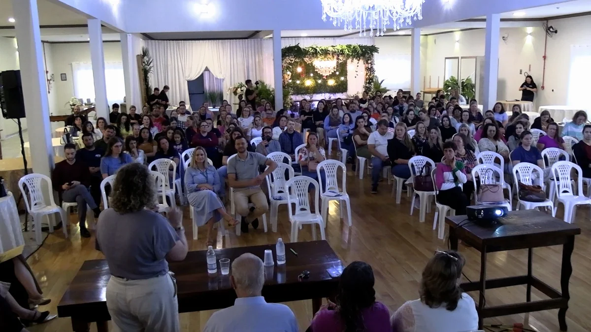 Sequência 01.00 06 10 24.quadro003