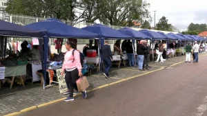 Sequência 01.00 06 11 17.quadro027