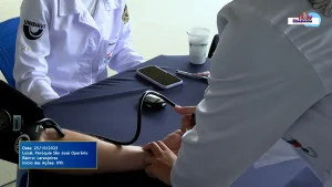 Sequência 01.00 06 44 06.quadro010