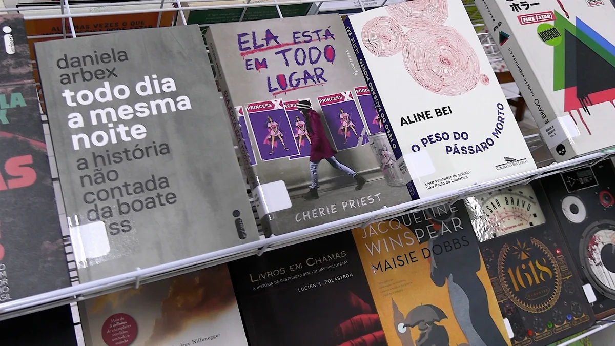 Sequência 01.00 08 02 01.quadro001