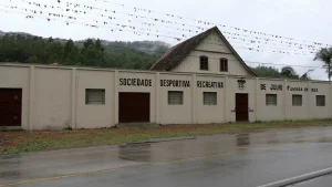 Sequência 01.00 08 13 08.quadro011
