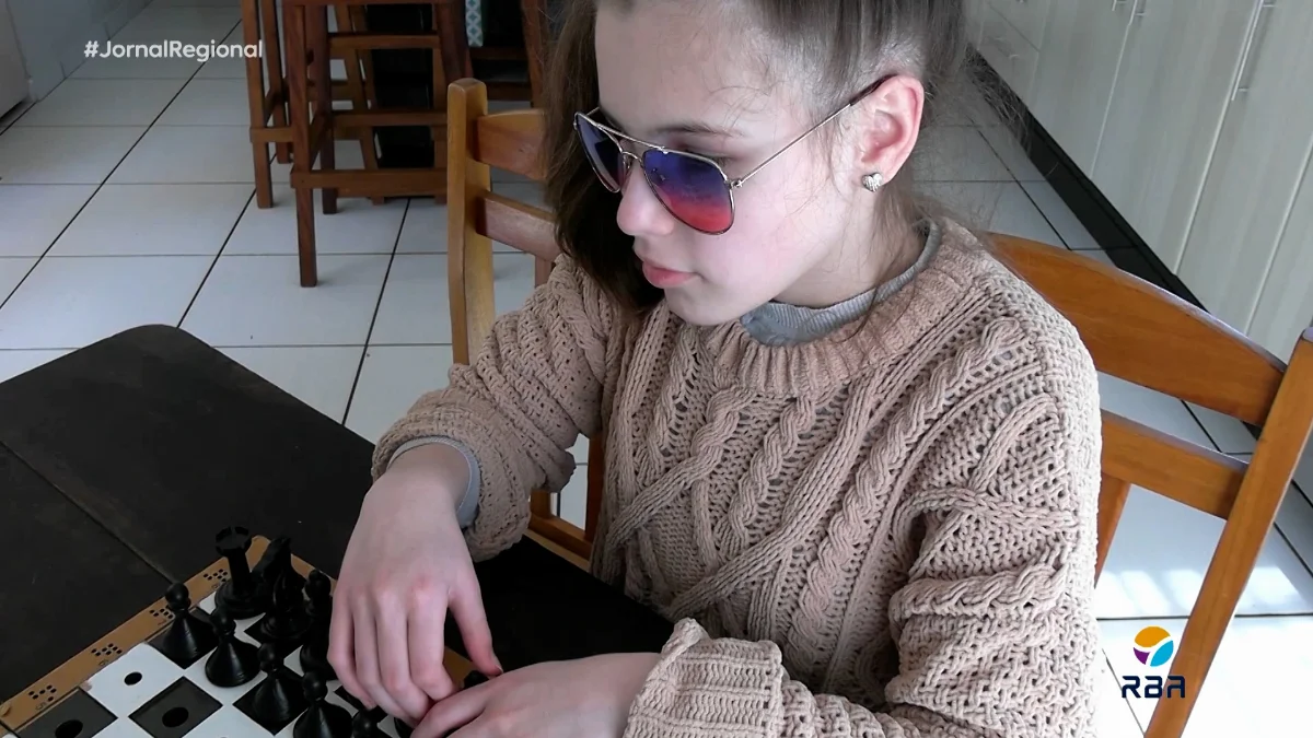 Sequência 01.00 15 17 24.quadro062