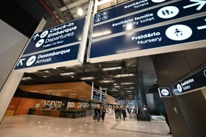 Aeroporto de Florianópolis atinge marca histórica de um milhão de passageiros internacionais em 2025