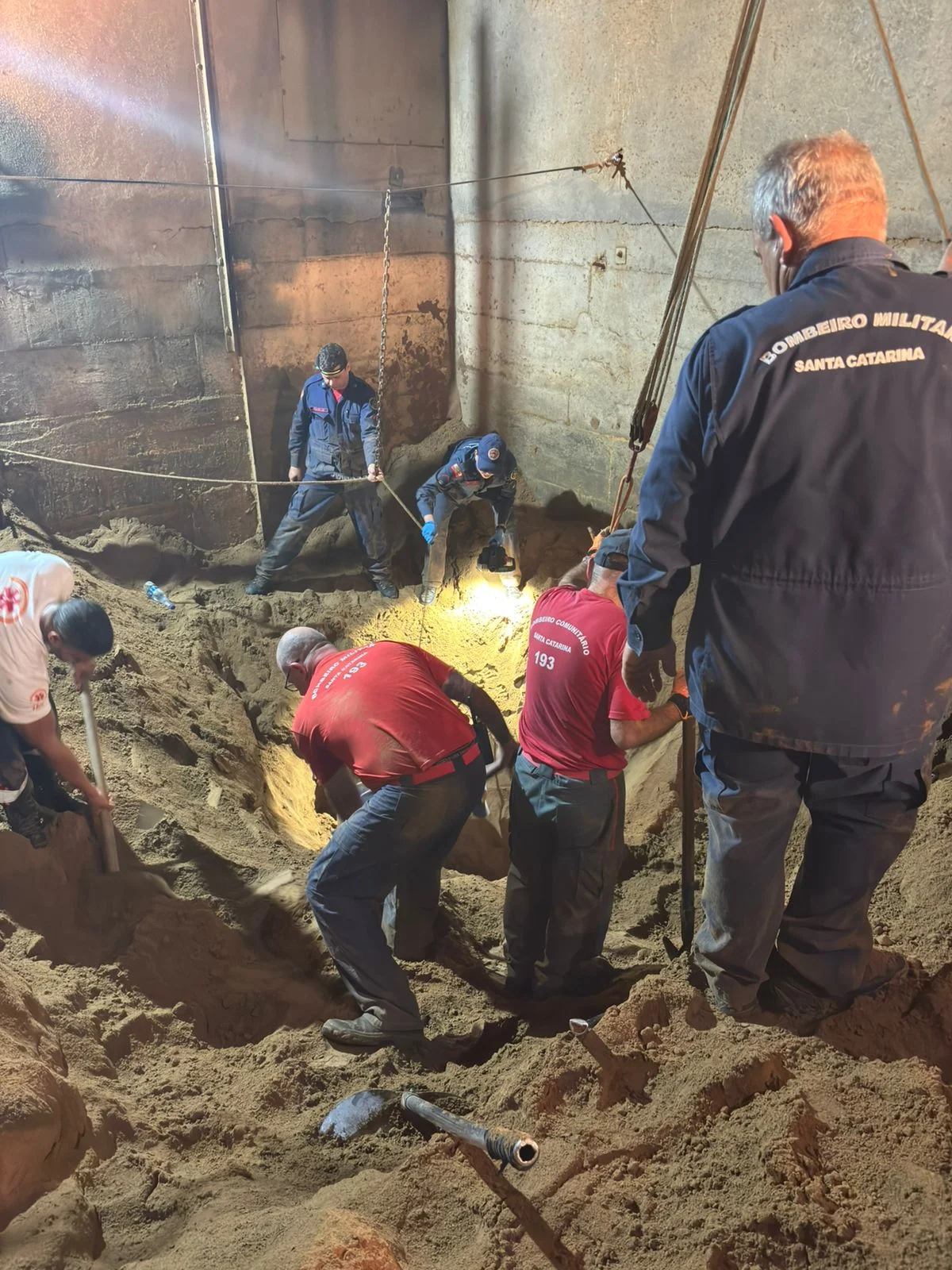 Trabalhador morre soterrado em silo de ração no Alto Vale