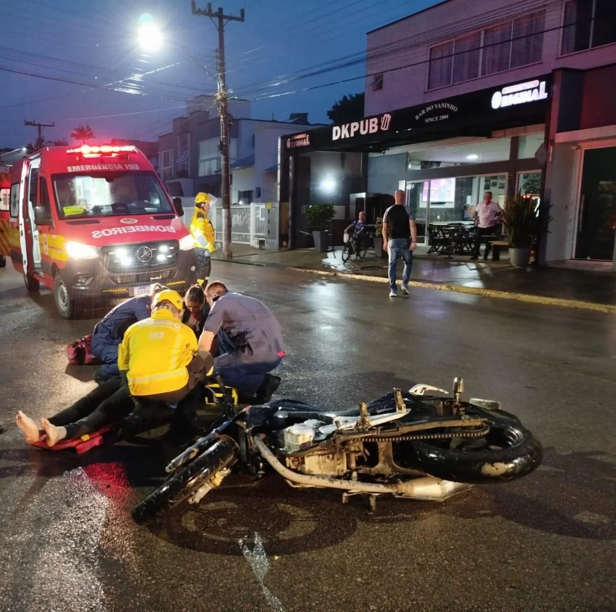 Motociclista fica ferido em colisão com carro no bairro Gabiroba, em Ituporanga