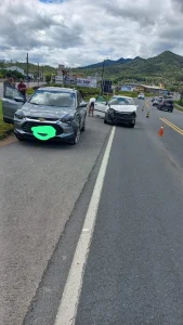 Dois acidentes na BR-470 entre Ascurra e Apiúna mobilizam os bombeiros, neste domingo