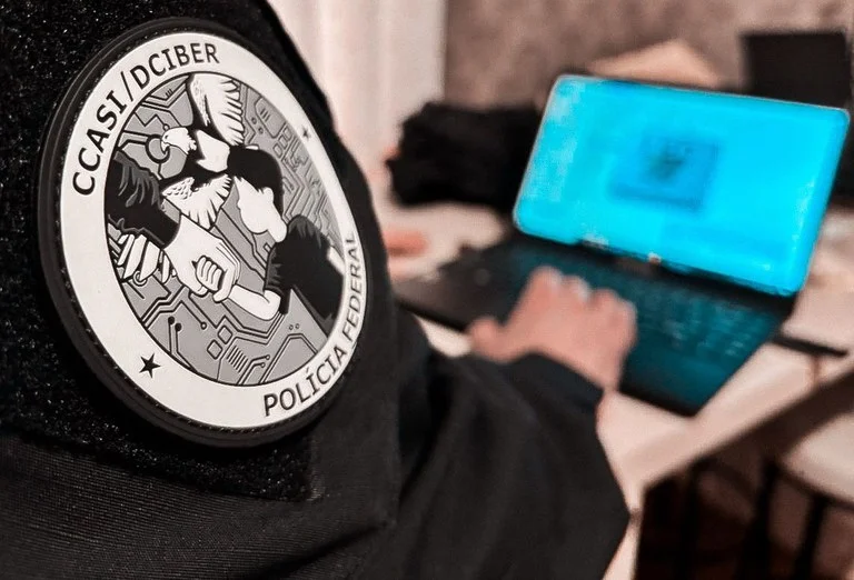 PF prende homem por armazenar material relacionado ao abuso sexual infantojuvenil em Blumenau