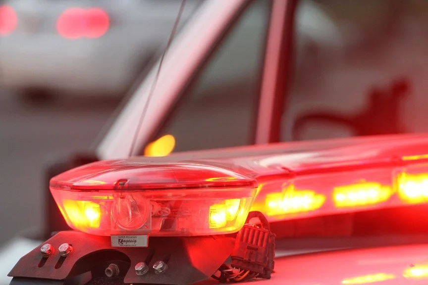 Homem é esfaqueado em frente a bar e autor é preso em flagrante em Taió