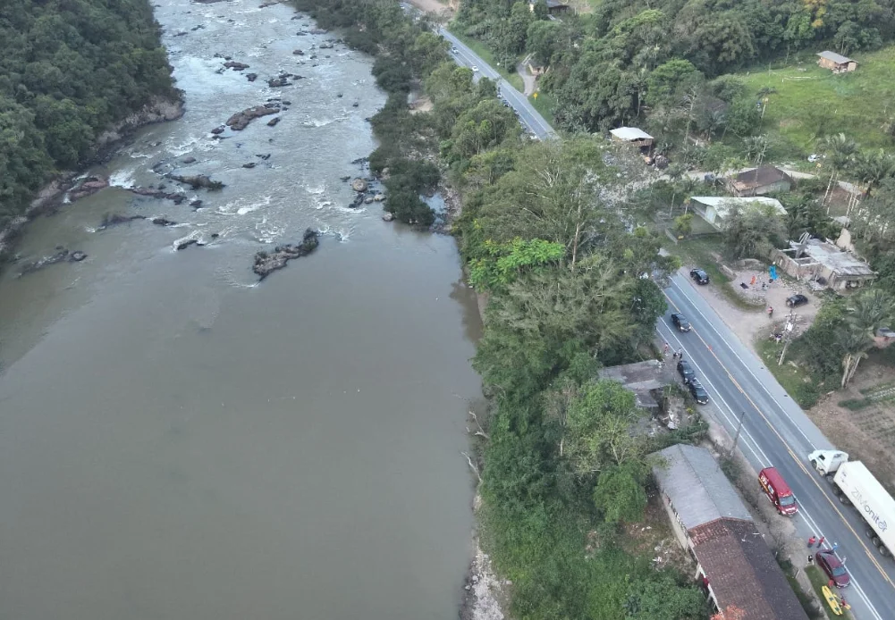 Após uma semana de buscas, corpo de jovem desaparecido no Rio Itajaí-Açu é encontrado em Apiúna