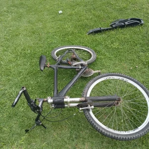 Ciclista Fica Gravemente Ferida Em Ascurra; Motorista Deixa Local Sem Prestar Socorro (1)