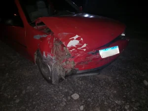 Motorista sem CNH e com sinais de embriaguez se envolve em acidente, em Aurora