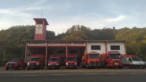 Homem sofre queda de quatro metros de altura em pedreira de Ibirama