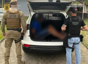 Homem é preso por tráfico de drogas em operação da Polícia em José Boiteux